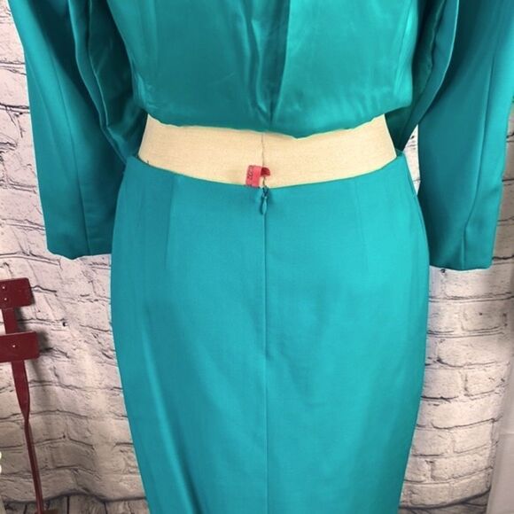 Escada Vintage 2 Piece Wool Pencil Skirt & Double Button Blazer‎ Set Small Green - Picture 10 of 16